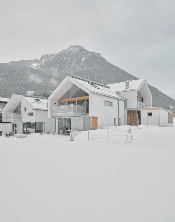 Villa Urban Mountain Chalet With Lake View Maurach  Exterior foto